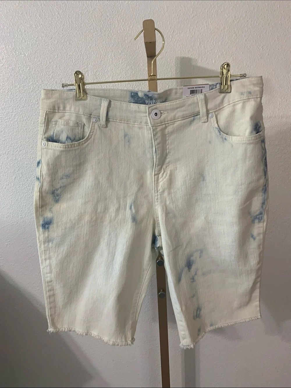 Style & Co. -Cream and Blue Tie-Dye Bermuda Shorts- 12P- NWT